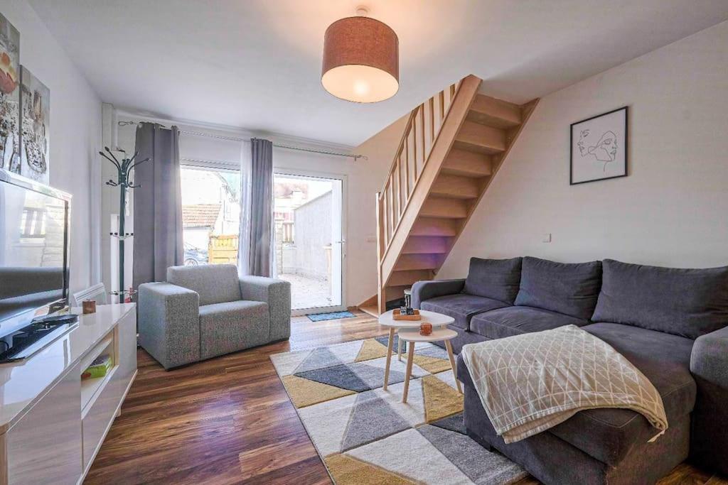 Magnifique Maison De Ville - Parking - Proche Disney Fublaines Ngoại thất bức ảnh