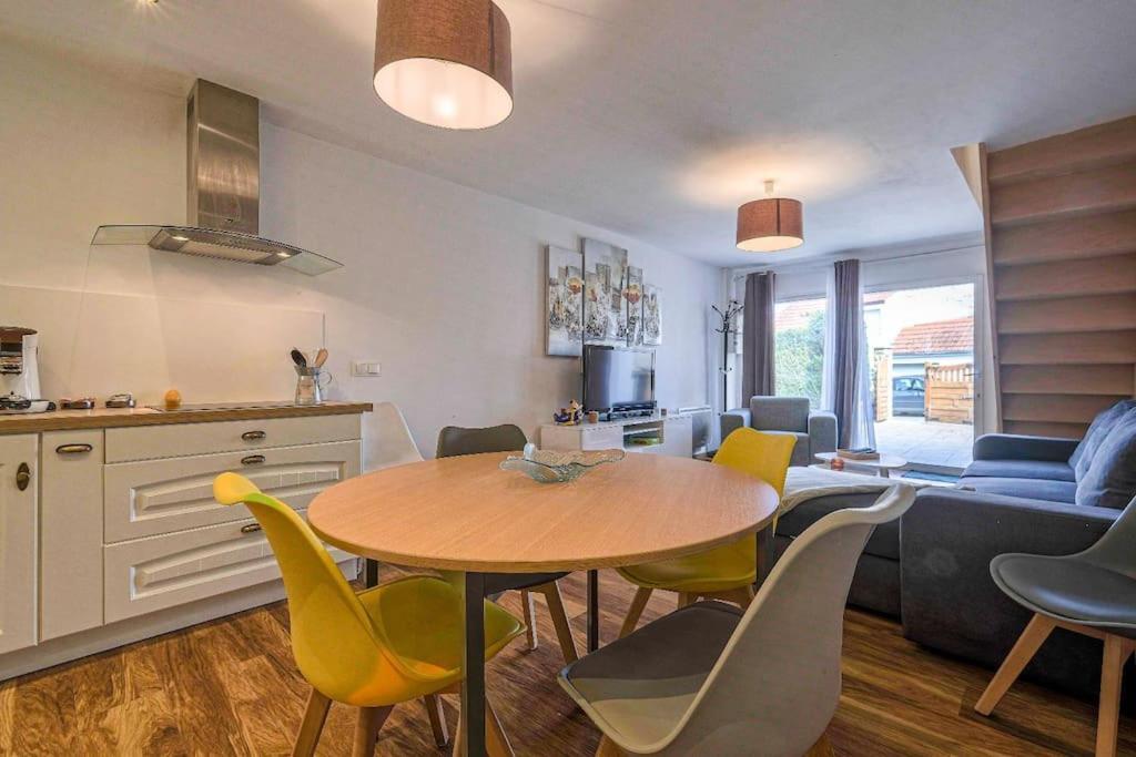Magnifique Maison De Ville - Parking - Proche Disney Fublaines Ngoại thất bức ảnh